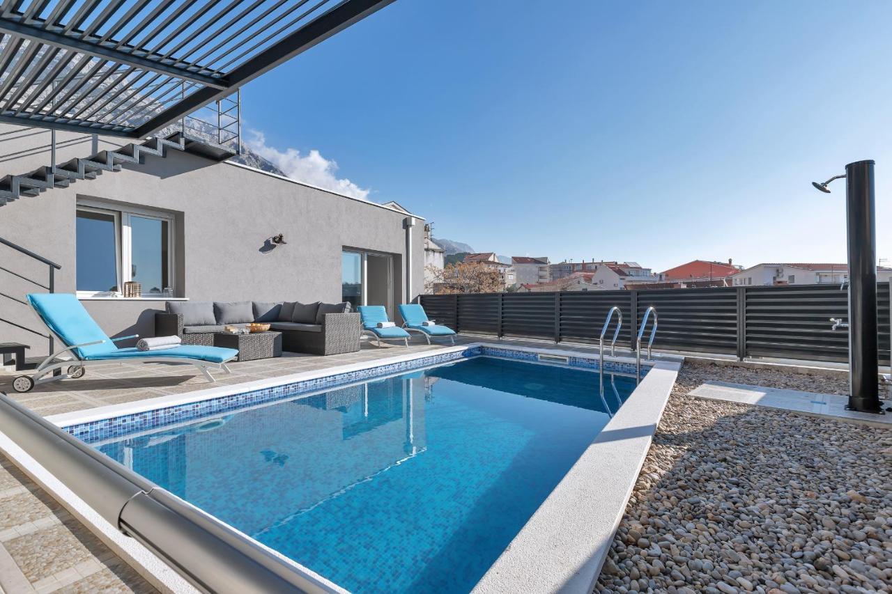 Apartment Lotte With Private Pool In The City Center! Макарска Экстерьер фото