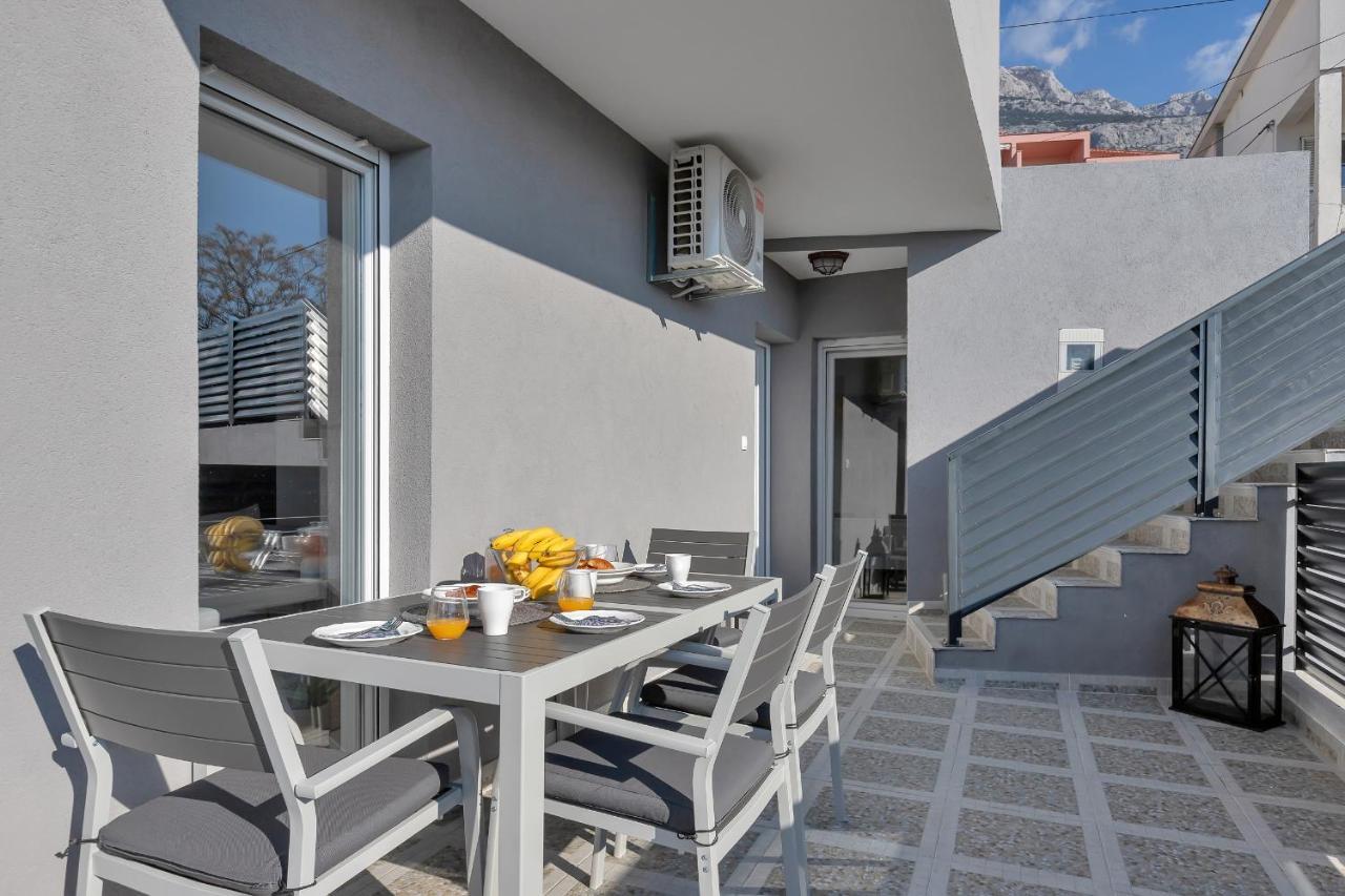 Apartment Lotte With Private Pool In The City Center! Макарска Экстерьер фото