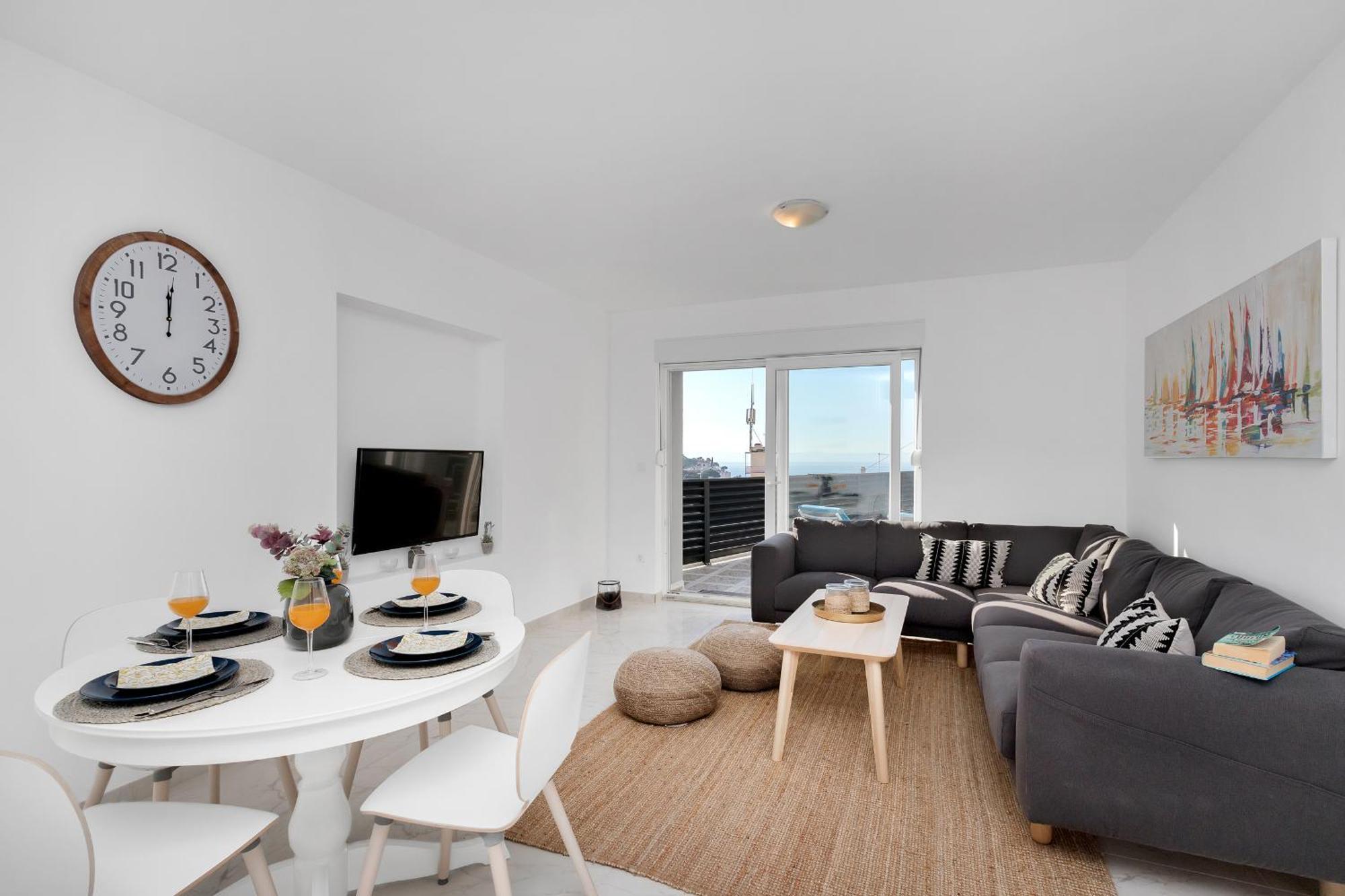 Apartment Lotte With Private Pool In The City Center! Макарска Номер фото