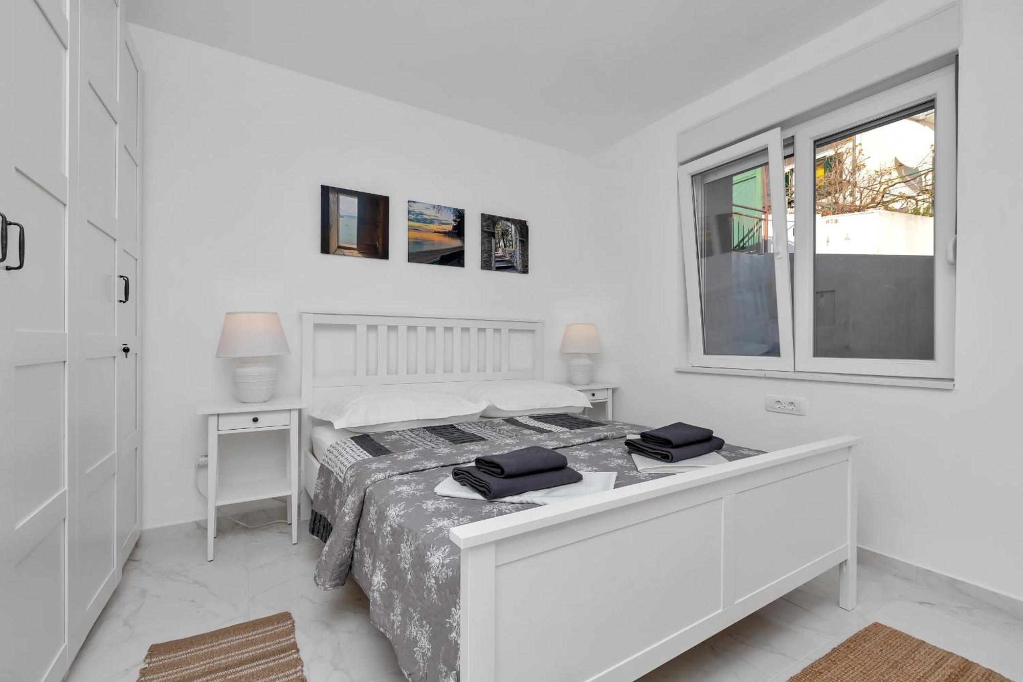 Apartment Lotte With Private Pool In The City Center! Макарска Номер фото